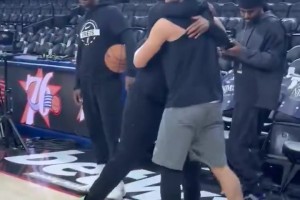 段冉：湖人9连胜被终结并不是什么坏事，状态没必要出的太早